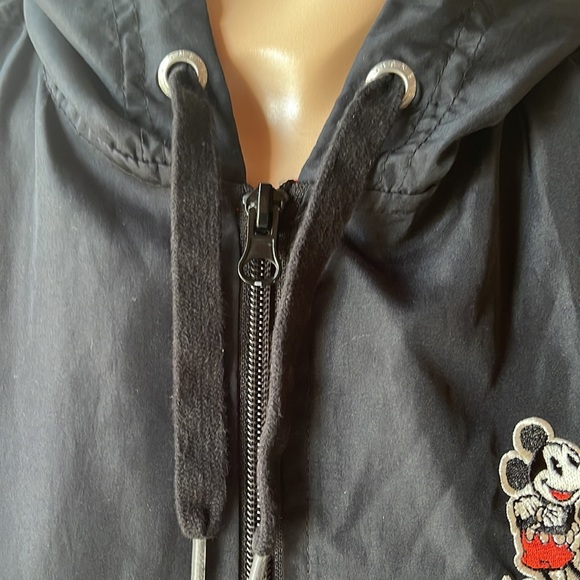 Disney Parks Mickey Mouse Size Small Rain Coat with Hood and Zip Front - Pockets - Picture 8 of 12
